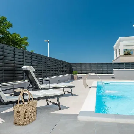 Franica Apartamento *