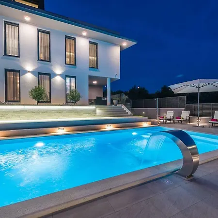 Apartamento Franica *